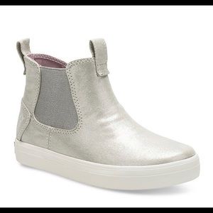 Sperry Girls' Crest Mid Sneaker Boot